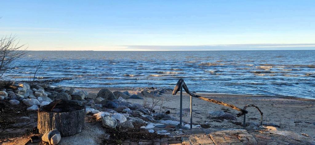 Beach in front of 103089 PTH 9