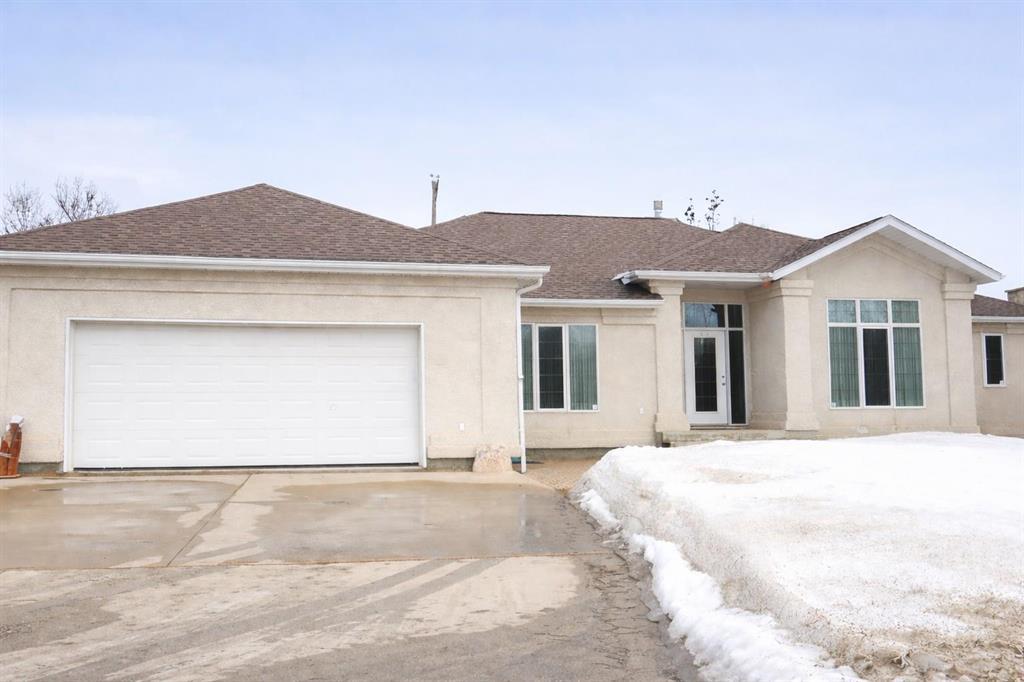 109151 Highway 9 Gimli, photo 1