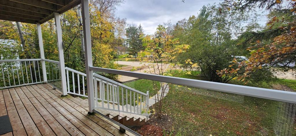 189 6th Street, Gimli &middot; the covered front deck looking out to the yard