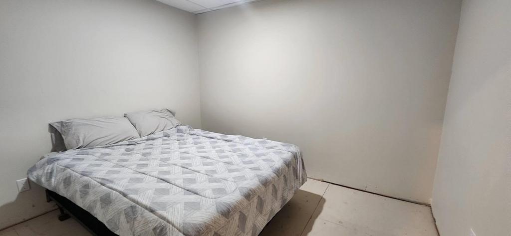 189 6th Street, Gimli &middot; additional finished basement room