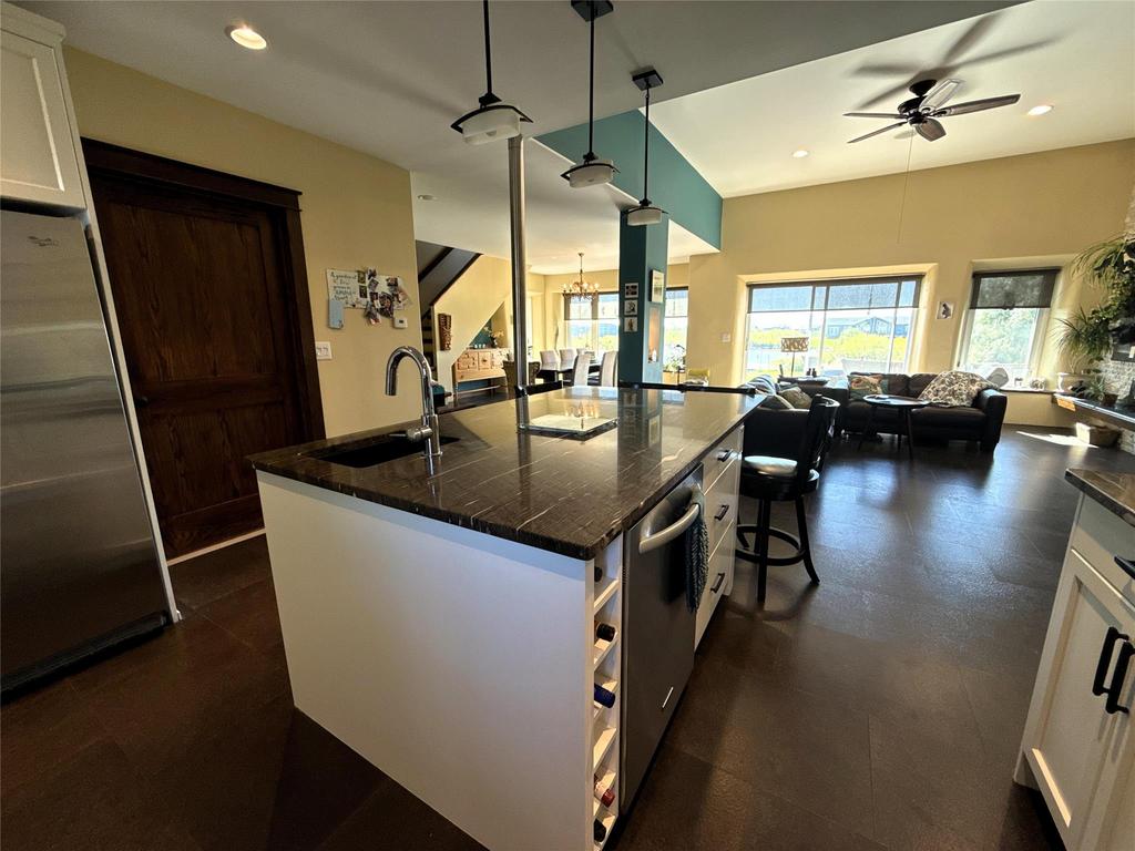 20053 Minerva Road &middot; the granite island and range, open to the living area