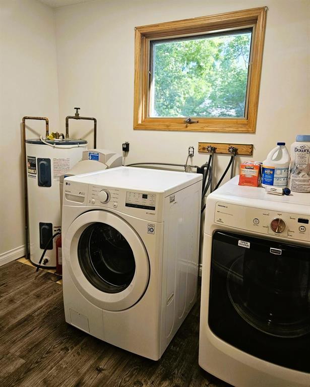 34 Nicklaus Drive, Sandy Hook · laundry room with washer, dryer and water heater