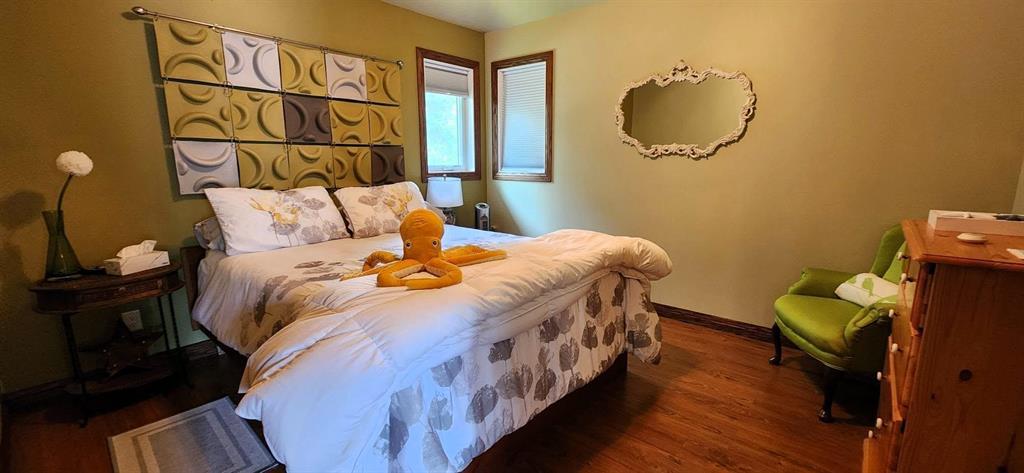 35 Thorvaldson Drive, Arnes · third bedroom, upper level