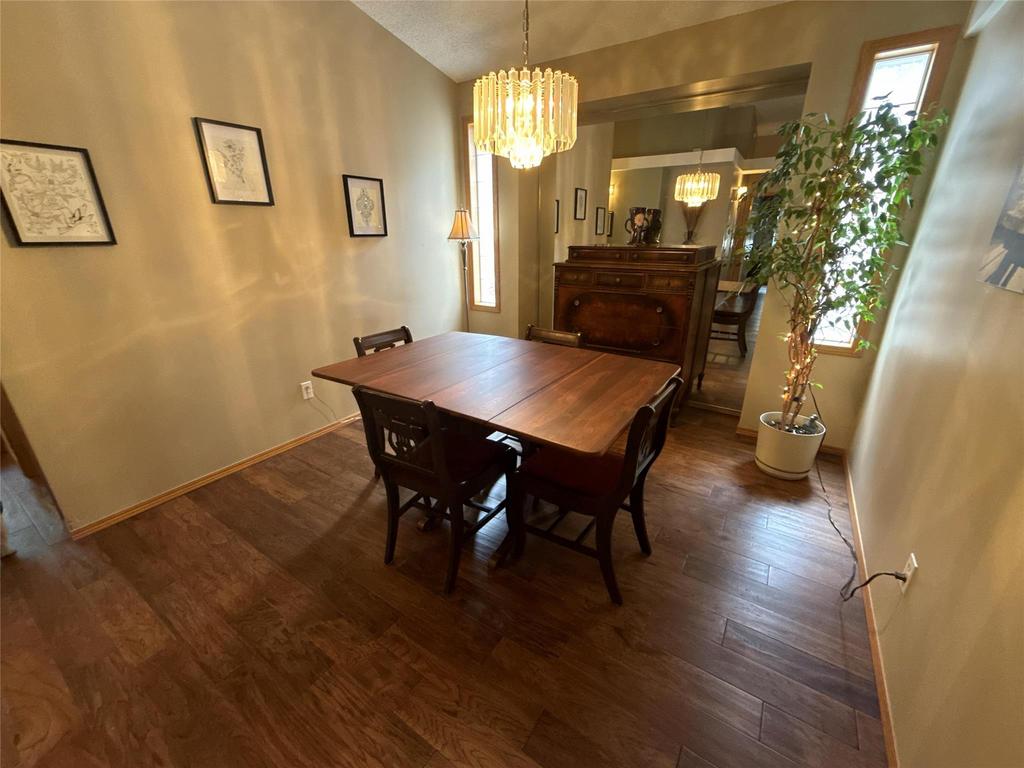40 Forestgate Avenue, Linden Woods · dining room looking through to the rest of the main floor