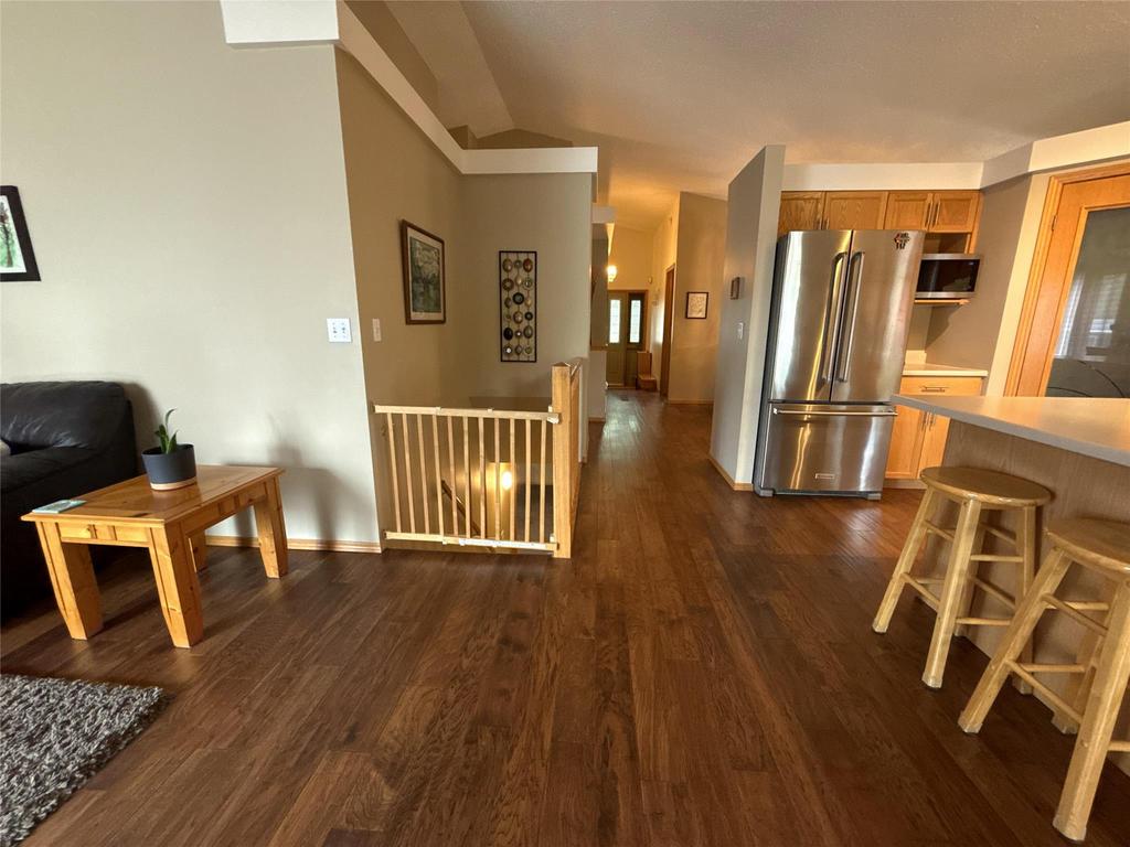 40 Forestgate Avenue, Linden Woods · open main floor from the living room through to the kitchen