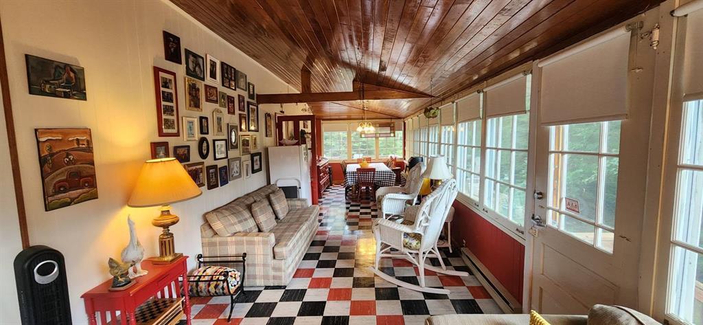 560 Prospect Street, Winnipeg Beach · the length of the family and dining rooms from end to end