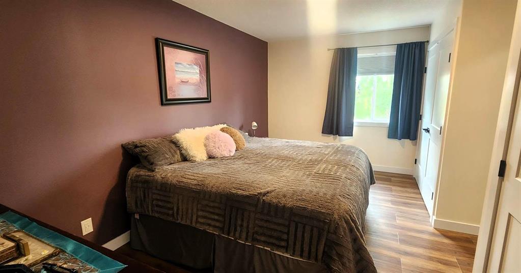 7 Surtsey Road, Sandy Hook · bedroom with feature wall
