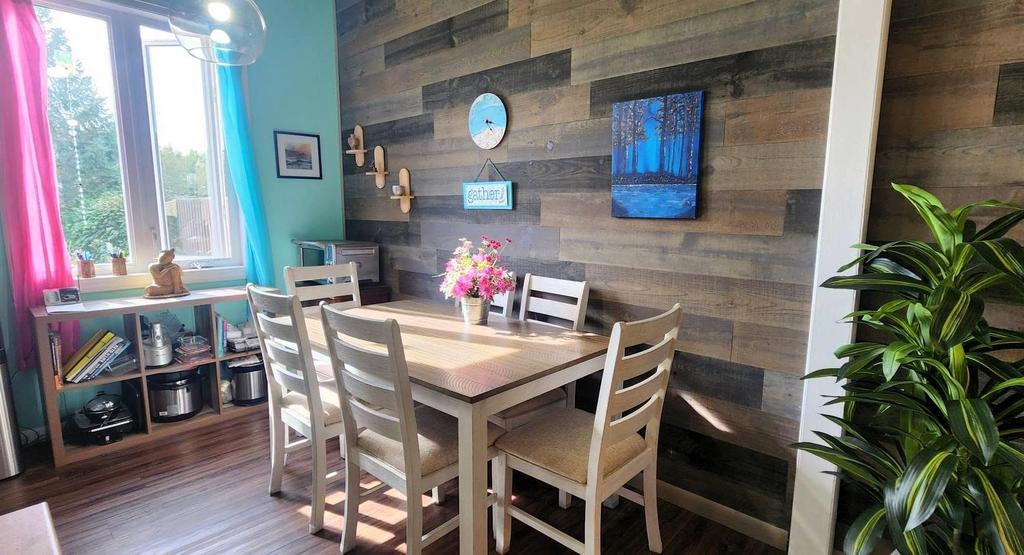 82 Willow Drive, Aspen Park &middot; dining area with the wood feature wall